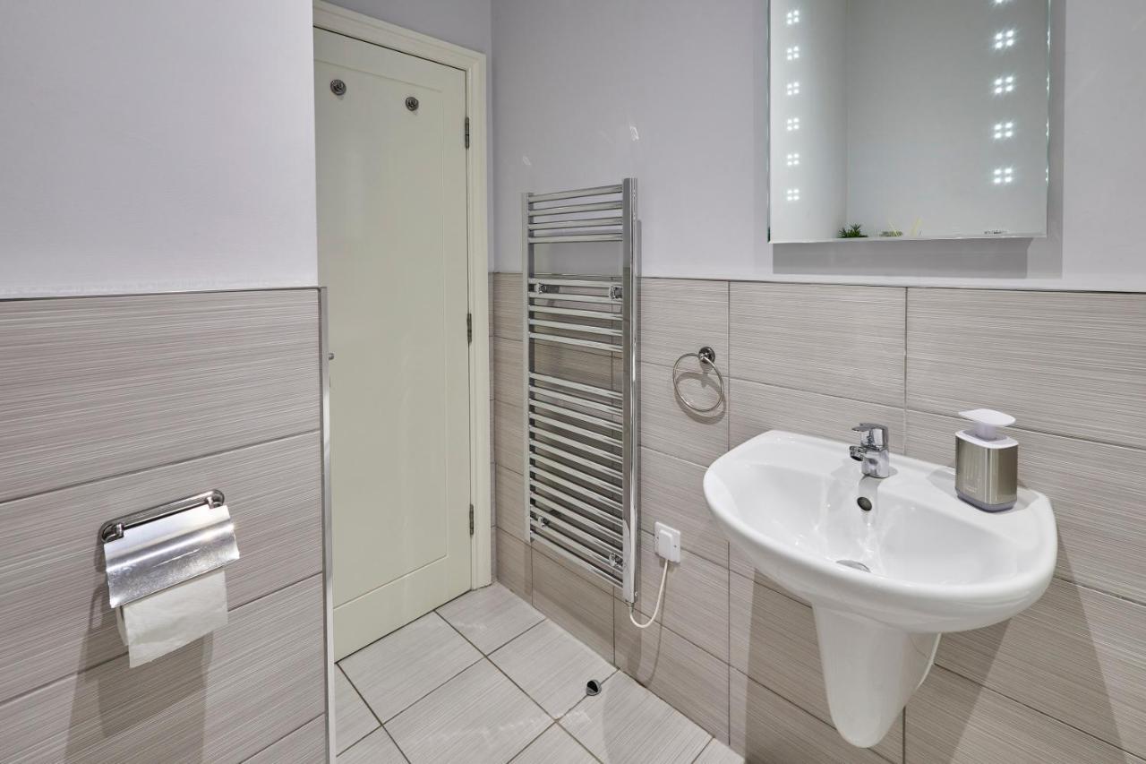 Host & Stay - Brooklands Timeless Scarborough Exteriör bild